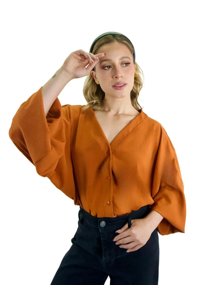 Blusa mujer Escote V Manga Bombacha - Ocaso - Molgoa