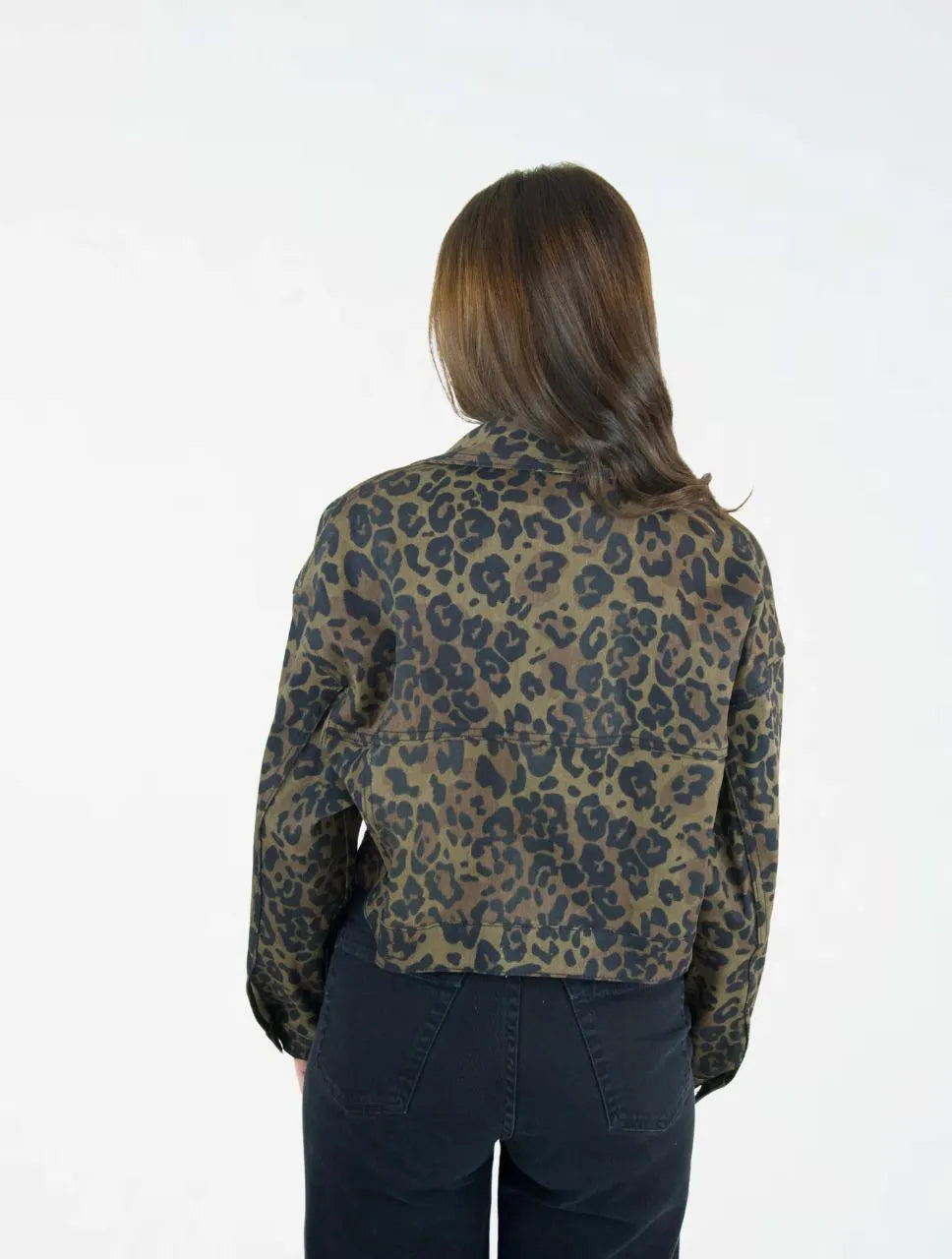 Chaqueta Para Mujer Oversized Estampado Animal Print  - The Santorini