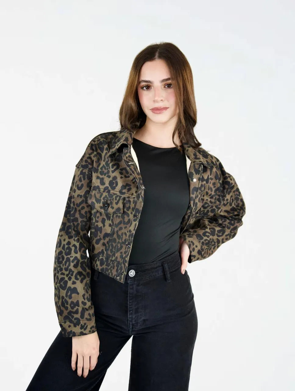 Chaqueta Para Mujer Oversized Estampado Animal Print  - The Santorini