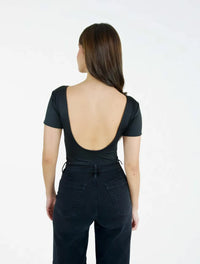 Body Mujer Espalda Descubierta Manga Corta - The Message - Molgoa