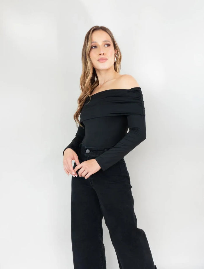 Blusa Para Mujer Negro Manga Larga Cuello Bandeja - The Stellar Negro - Molgoa