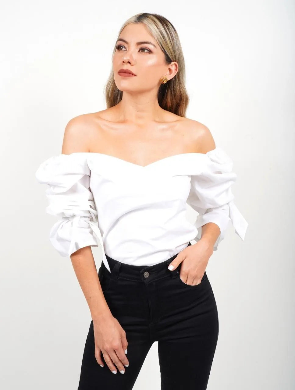 Blusa para Mujer Cuello V Manga Bombacha - Mia Blanco - Molgoa