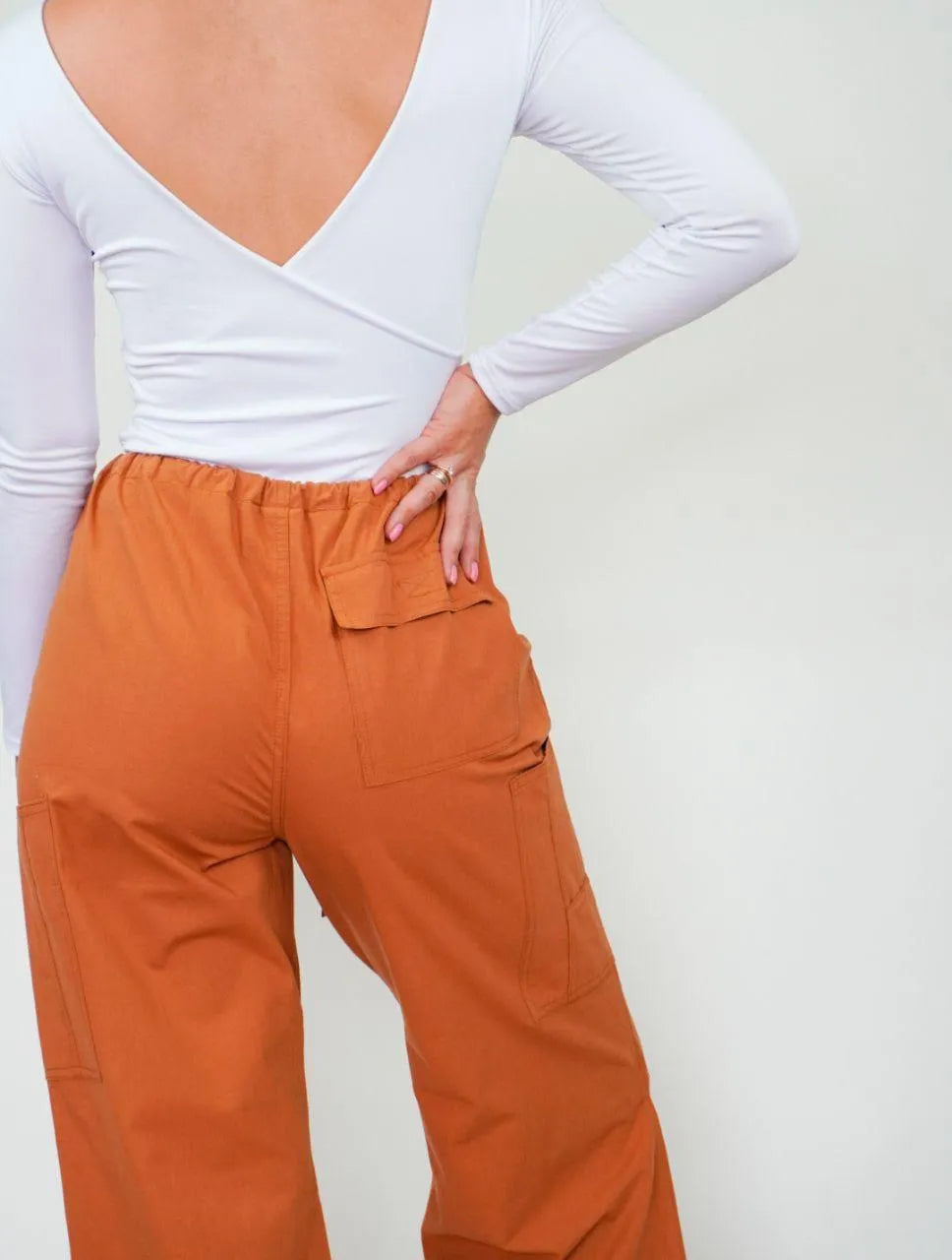 Pantalón para Mujer Camel Tipo Parachute - Inna Terracota