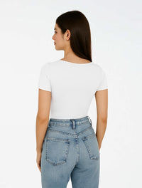 Body para Mujer Cuello Cuadrado Manga Corta - The Mambo