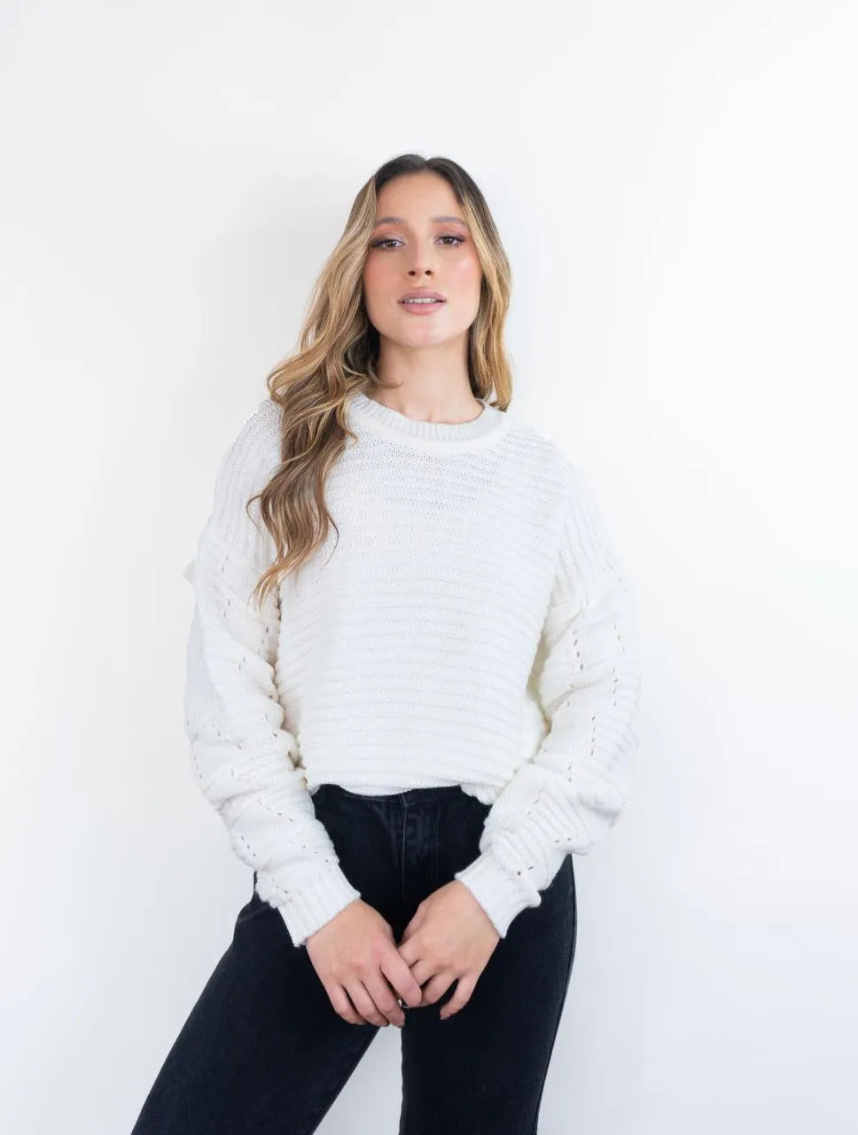 Suéter Cuello Redondo Con Detalle En Mangas - Elena Marfil