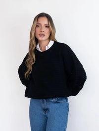 Suéter Cuello Redondo Con Detalle En Mangas - Elena Negro