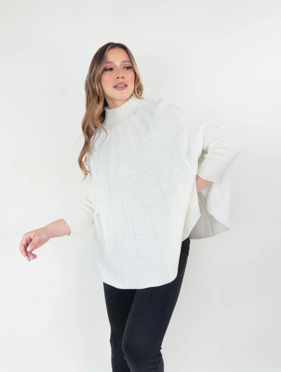 Capa Tejida para Mujer Cuello Alto - Olivia