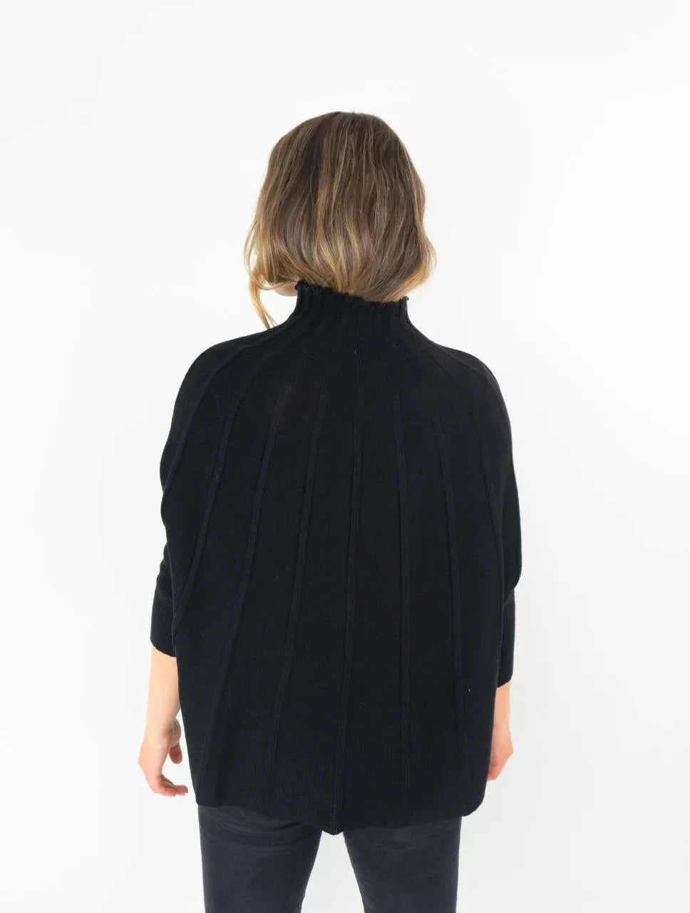 Capa Tejida para Mujer Cuello Alto - Olivia