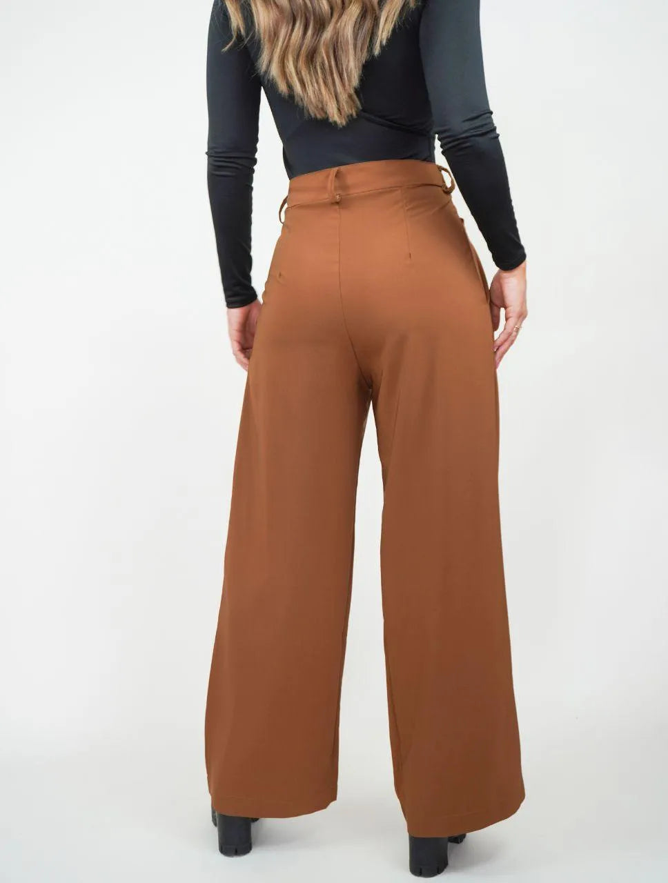 Pantalón Tiro Medio-Alto - Monaco Cocoa