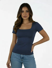 Blusa Manga Corta con Escote Cuadrado The Couture Colombiano Estilo