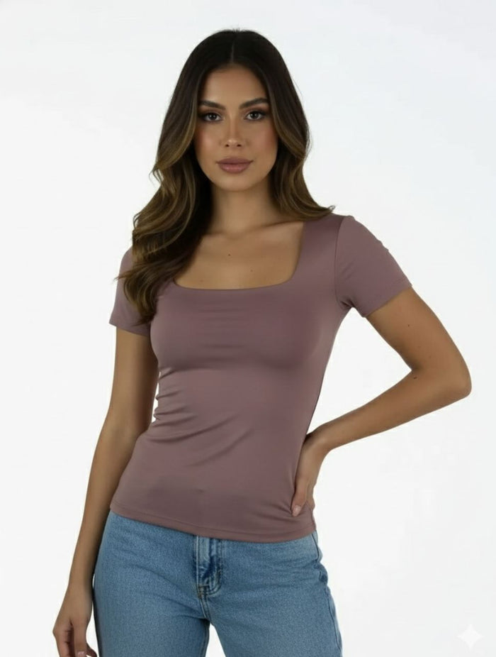 Blusa Manga Corta con Escote Cuadrado - The Couture