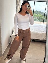 The Mocha Blusa
