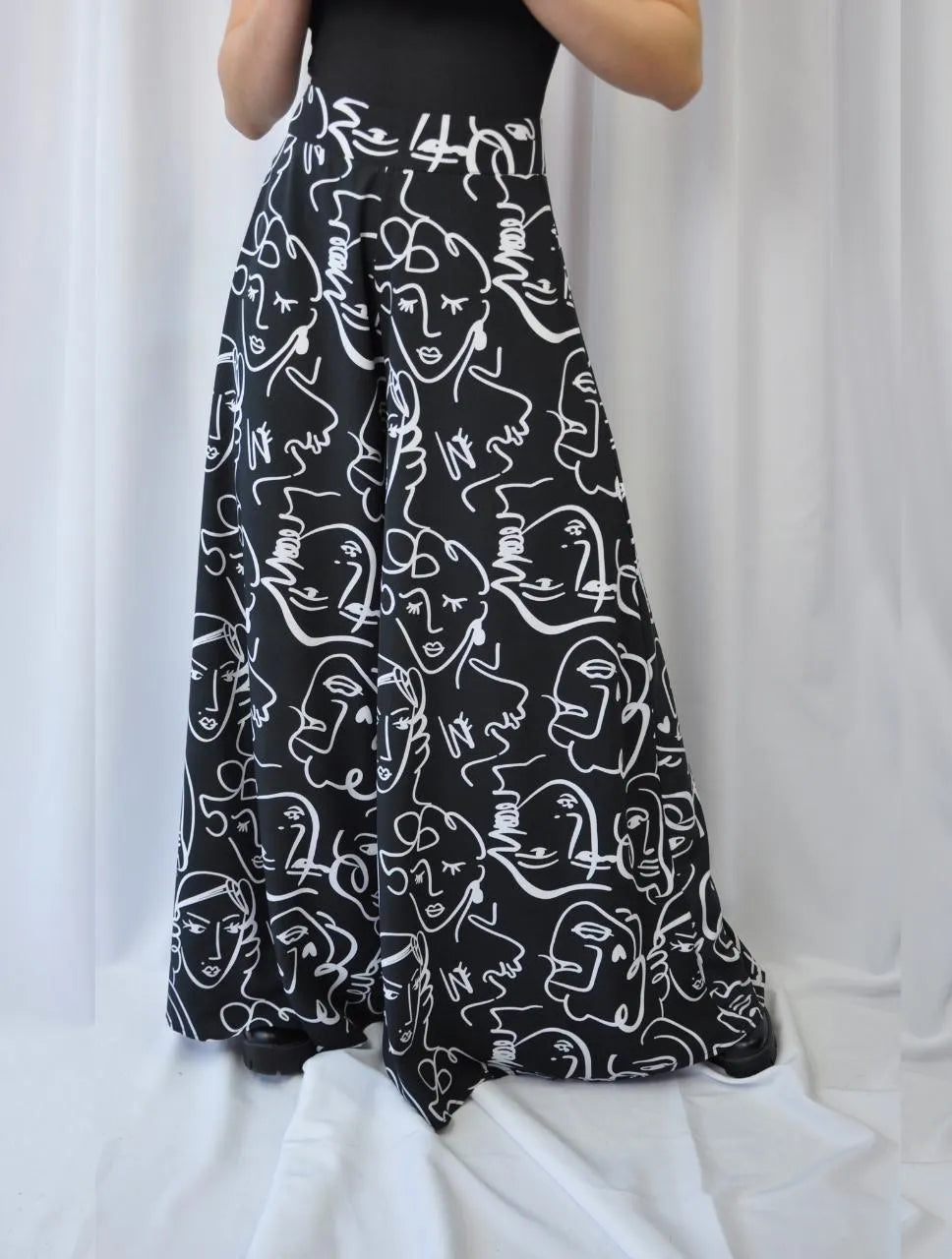 98. Pantalón Palazzo Negro / Muestra Molgoa Nuevo-11 Artesanal Diseño