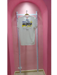 49. Camiseta blanca con estampado amarillo Floww En Perfecto Estado Exclusivo Estilo