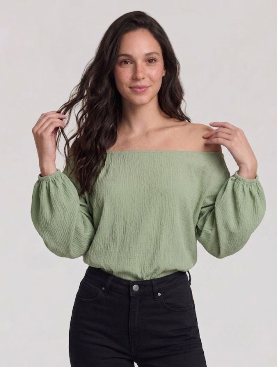 The Aura Blusa