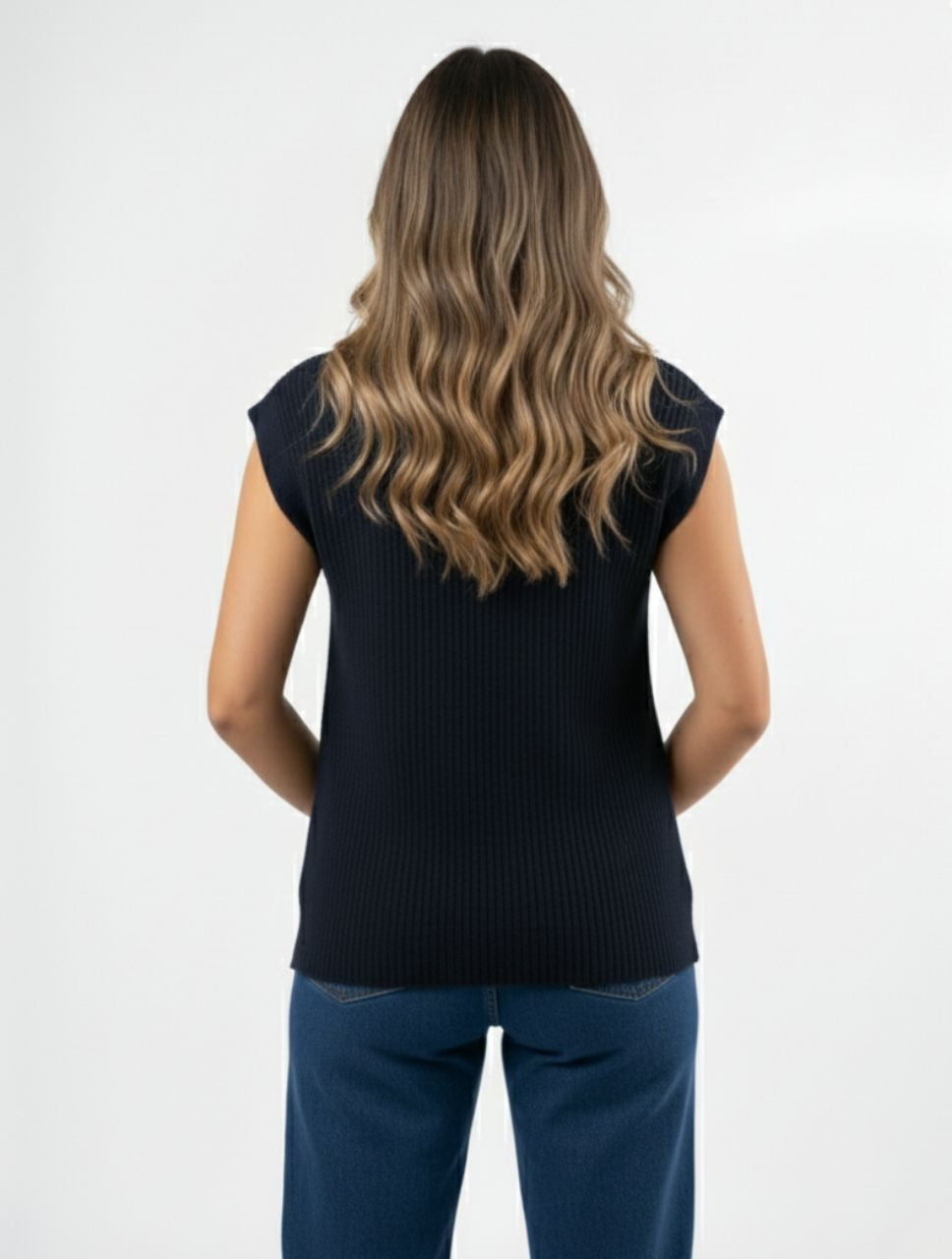 Chaleco para Mujer Cuello Tortuga The Maro Hecho a Mano Acabado