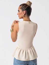 The Romance Blusa