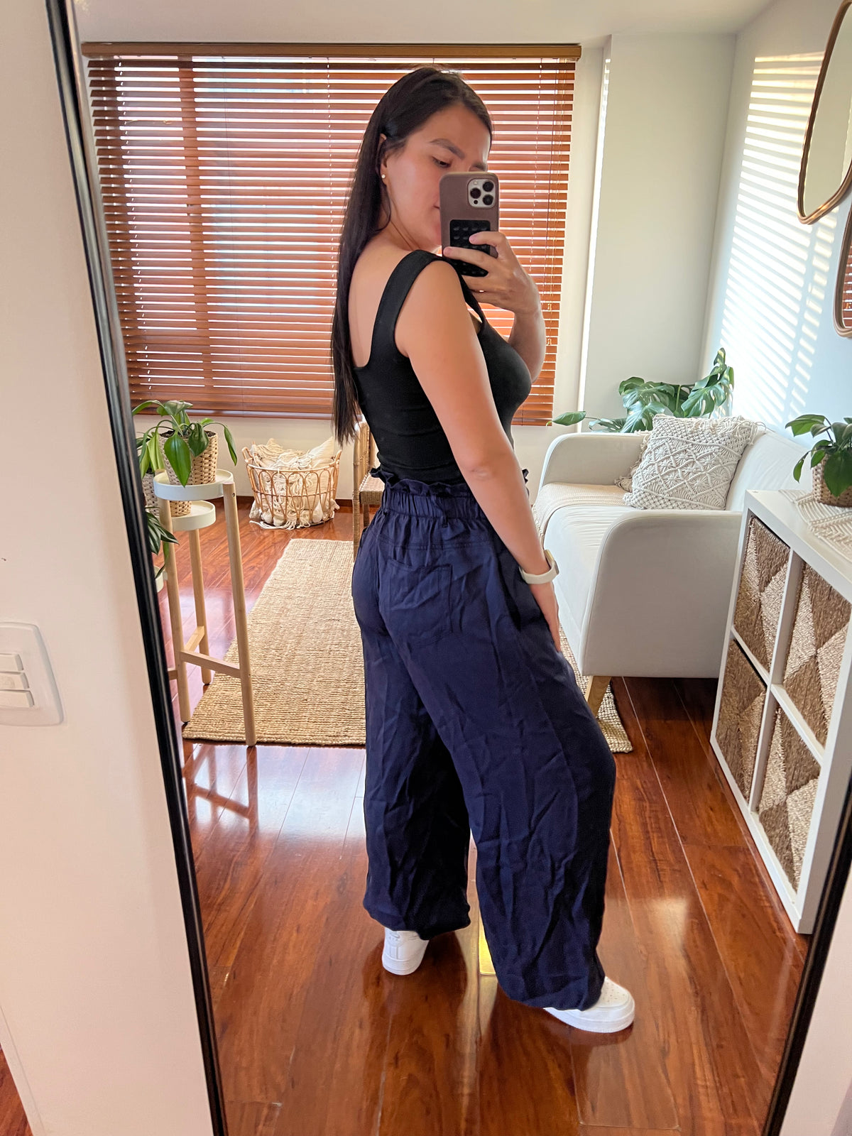 19. Pantalón Azul Noche Spirito Nuevo Colombiano Look