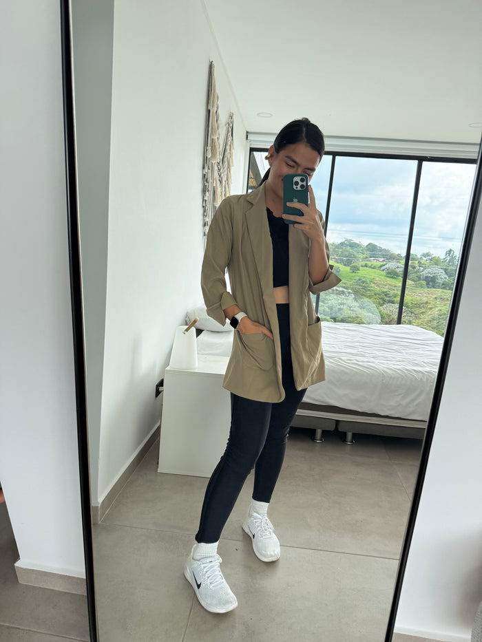 165. Blazer Cocoa en Perfecto Estado Artesanal Diseño
