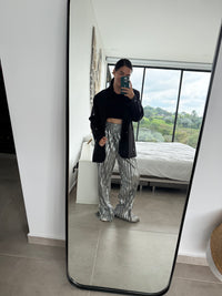 164. Pantalón Tiro Alto Plateado en Perfecto Estado Colombiano Look