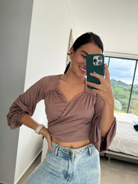 181. Blusa en V Nueva Talla S Muestra Molgoa Artesanal Diseño