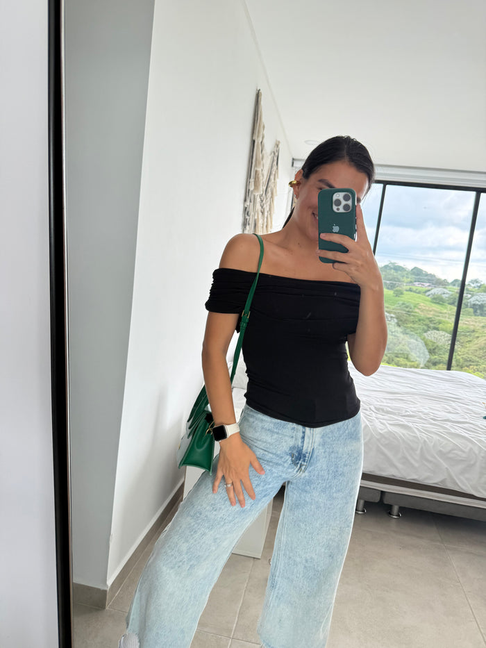 194. Blusa bandeja negra Nueva Talla S Muestra Molgoa Artesanal Diseño