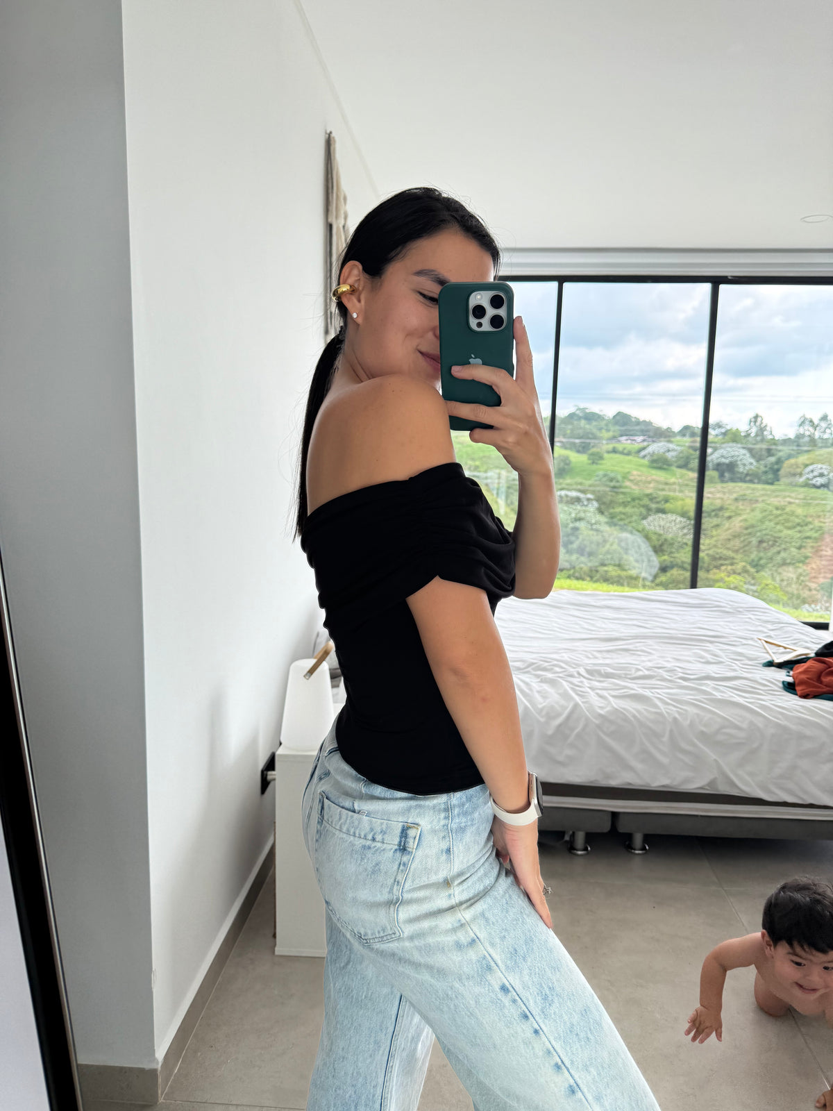 194. Blusa bandeja negra Nueva Talla S Muestra Molgoa Colombiano Look