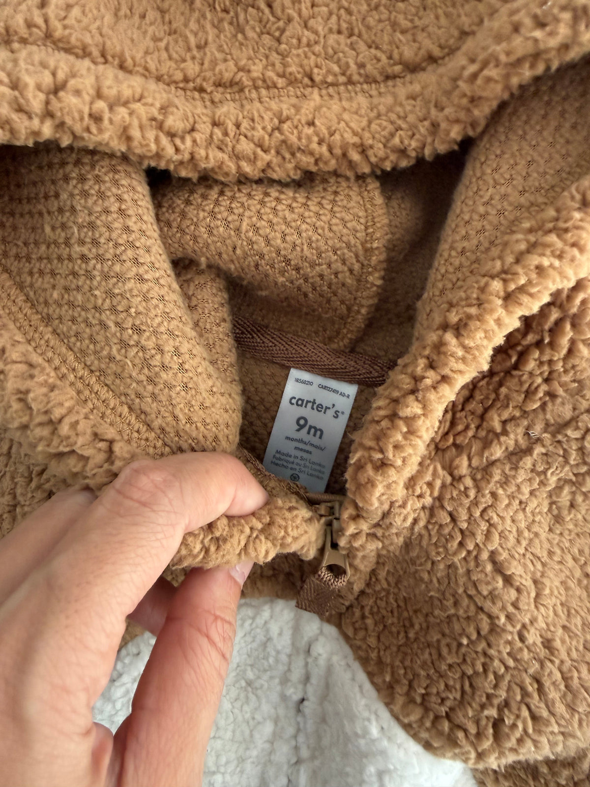 102. Enterizo Para Bebé Cocoa Peludo Carters en Perfecto Estado Exclusivo Estilo