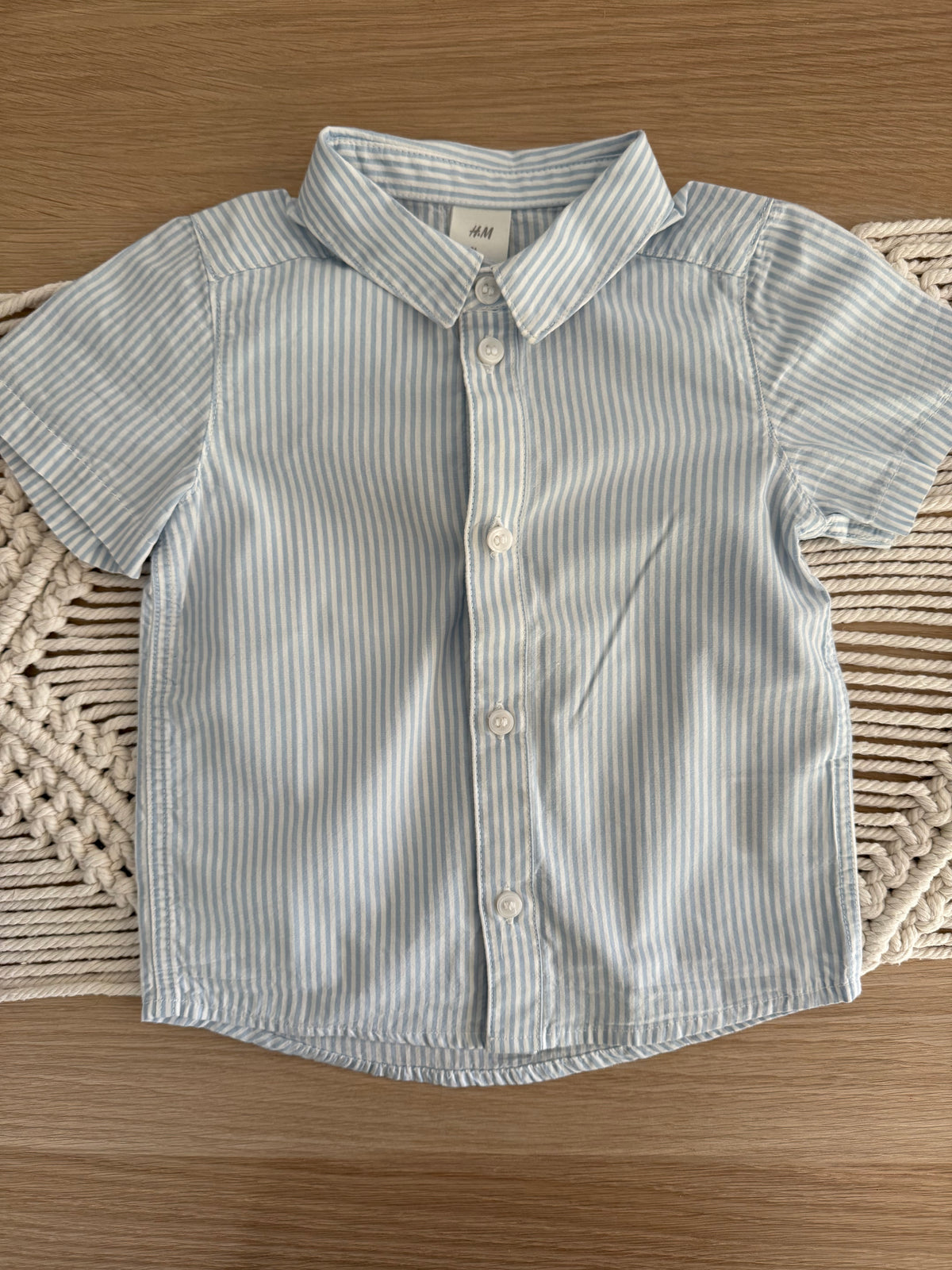 122. Camisa Para Bebé H&M en Perfecto Estado Artesanal Diseño
