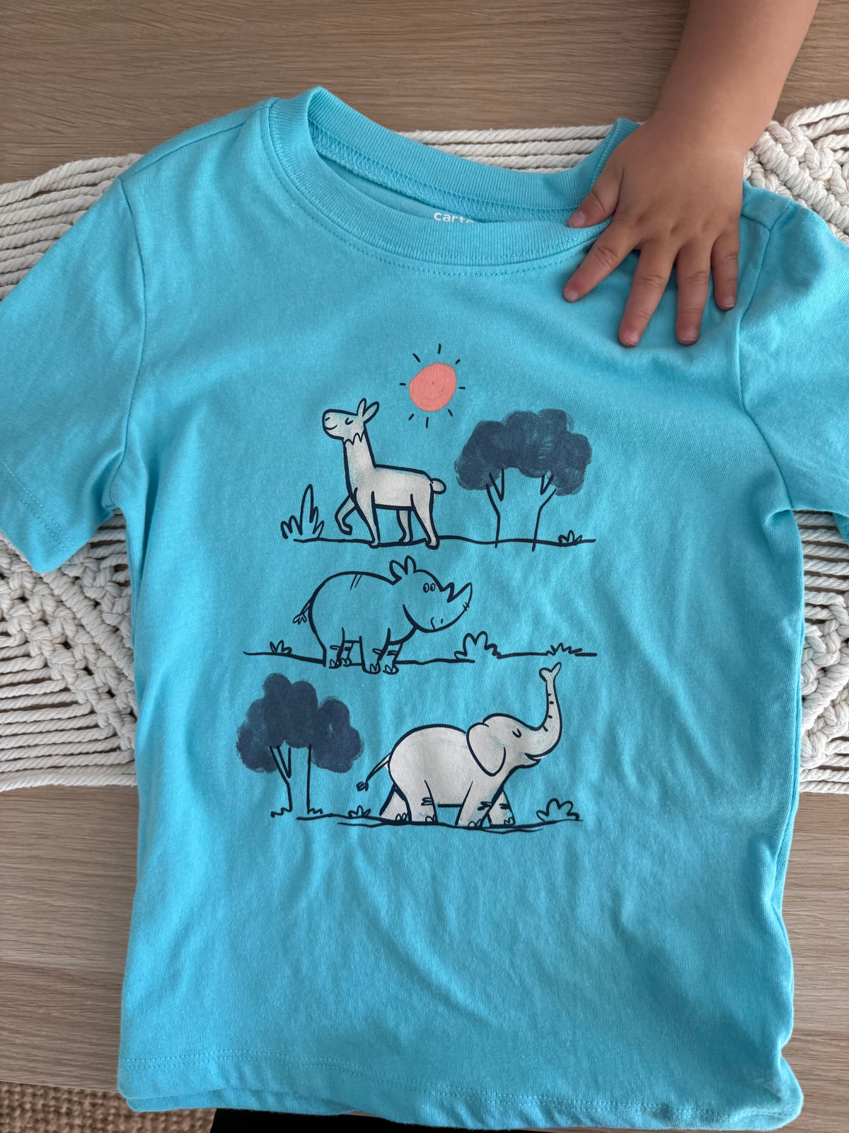 126. 2 Piezas Camisetas Para Bebé en Perfecto Estado Elegante Textura