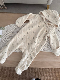 103. Enterizo Para Bebé Beige Carters en Perfecto Estado