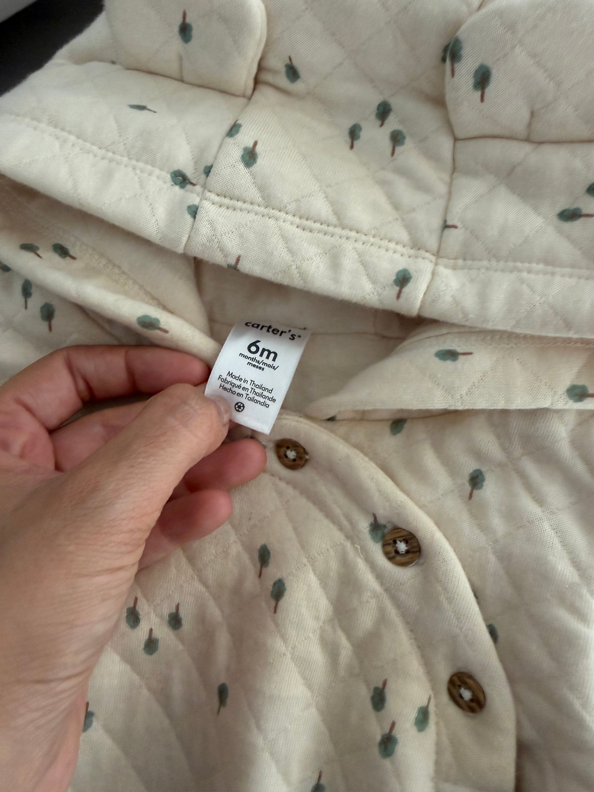 103. Enterizo Para Bebé Beige Carters en Perfecto Estado