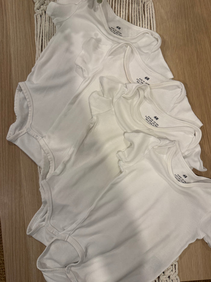 143. 6 Piezas de Enterizos Para Bebé H&M en Perfecto Estado Artesanal Diseño