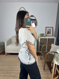 82. Blusa Blanca Interi Perfecto Estado Original Detalle