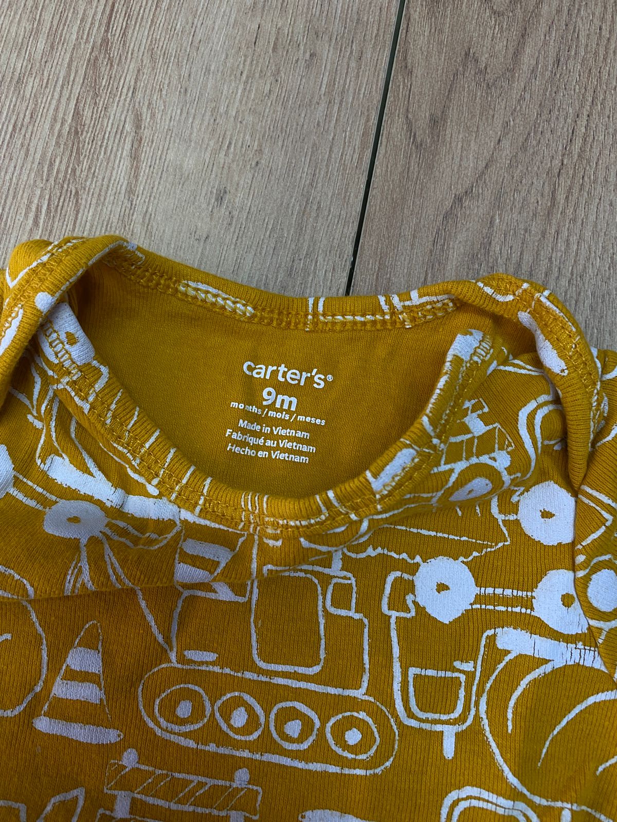 219. Enterizos Bebé Carter's en Perfecto Estado Talla 9 Meses Exclusivo Estilo