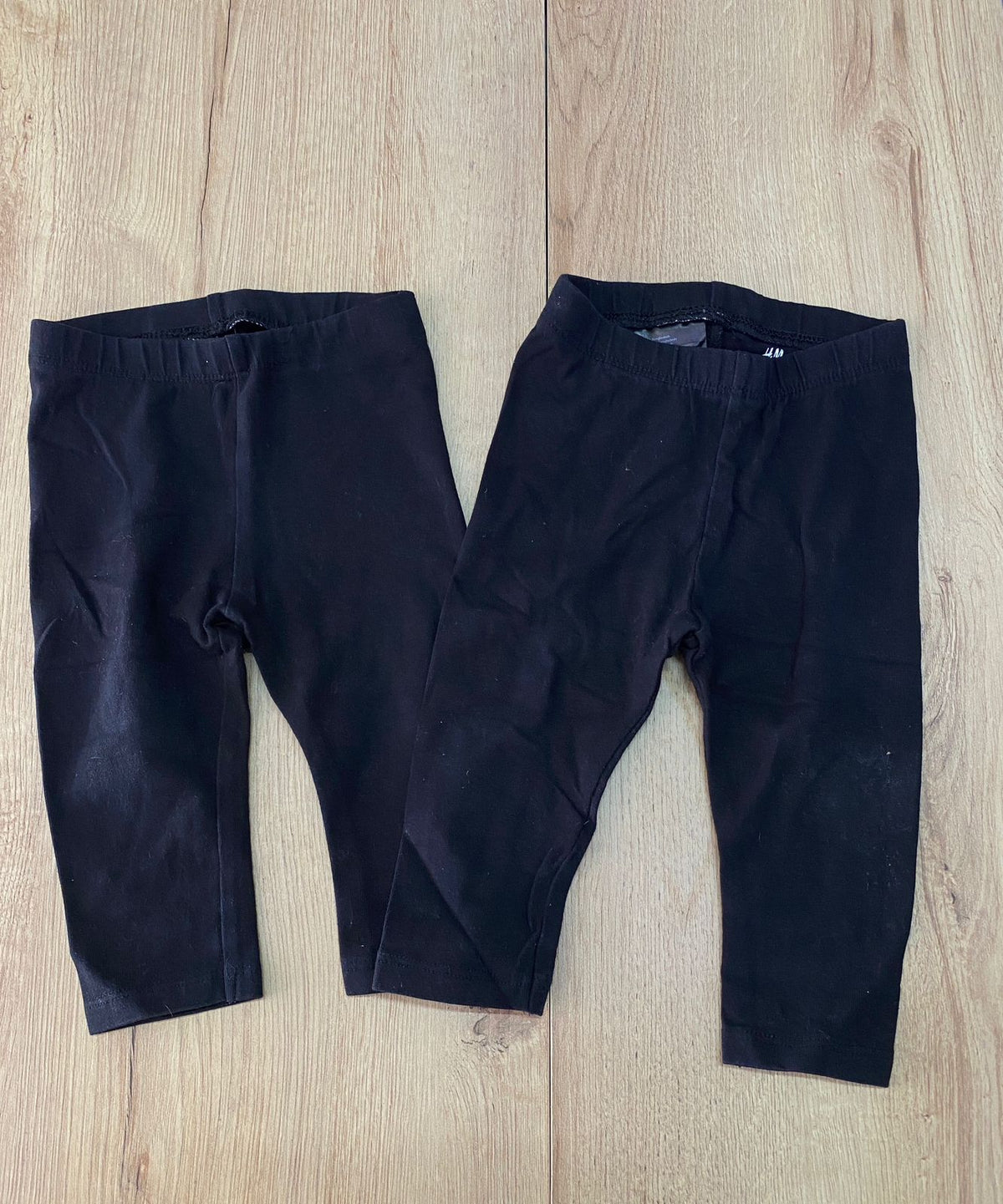 224. 2 Pantalones Bebé H&M Perfecto Estado Talla 6 Meses Artesanal Diseño