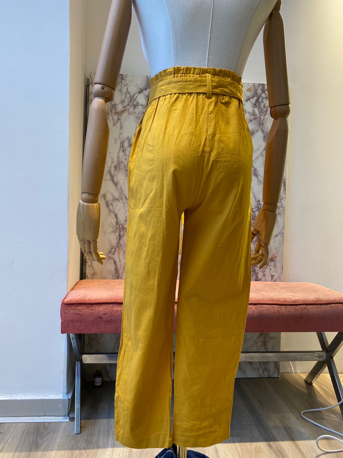 67. Pantalón Amarillo / Muestra Molgoa Nuevo Exclusivo Estilo