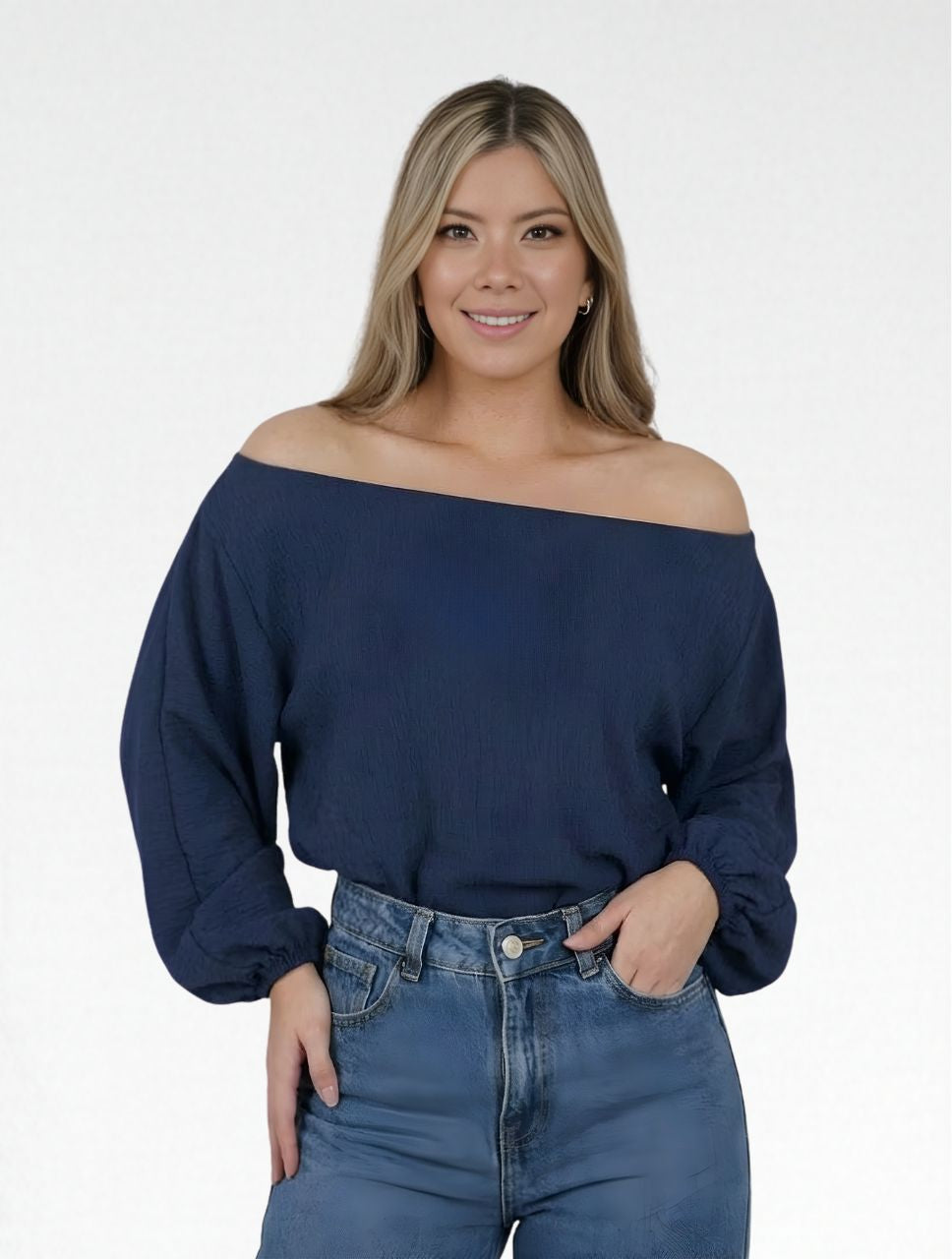 The Aura Blusa