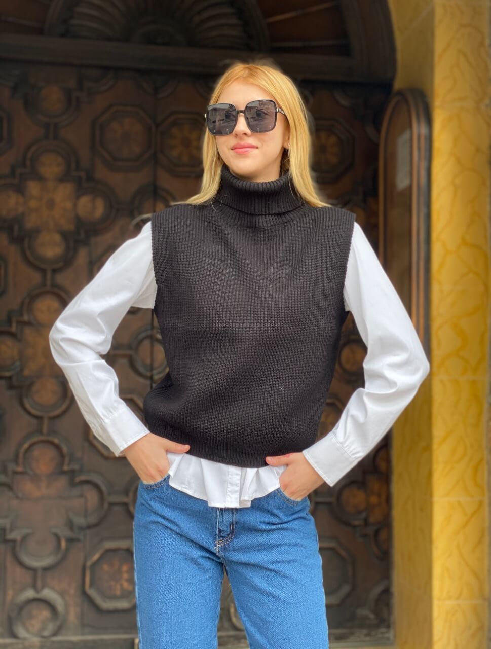 183. Chaleco Cuello Alto Nuevo Talla U Muestra Molgoa Exclusivo Estilo