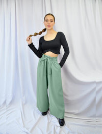 Pantalón para Mujer Verde Manzana Slouchy, Stretch, Pegged, Tiro Alto - Cooper Verde Manzana