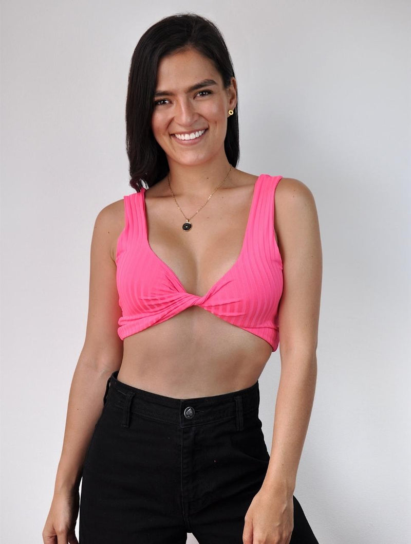 Square Neck Cropped Tank - Suki Fucsia Neón