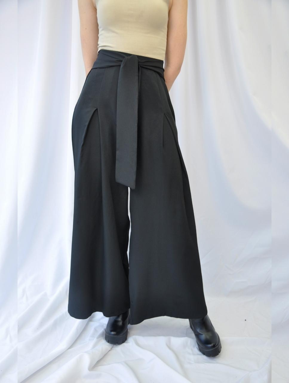 Pantalón para Mujer Negro Slouchy, Stretch, Pegged, Tiro Alto